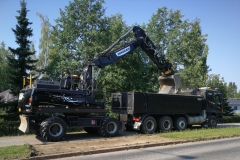 Doosan 210 ja Sisu